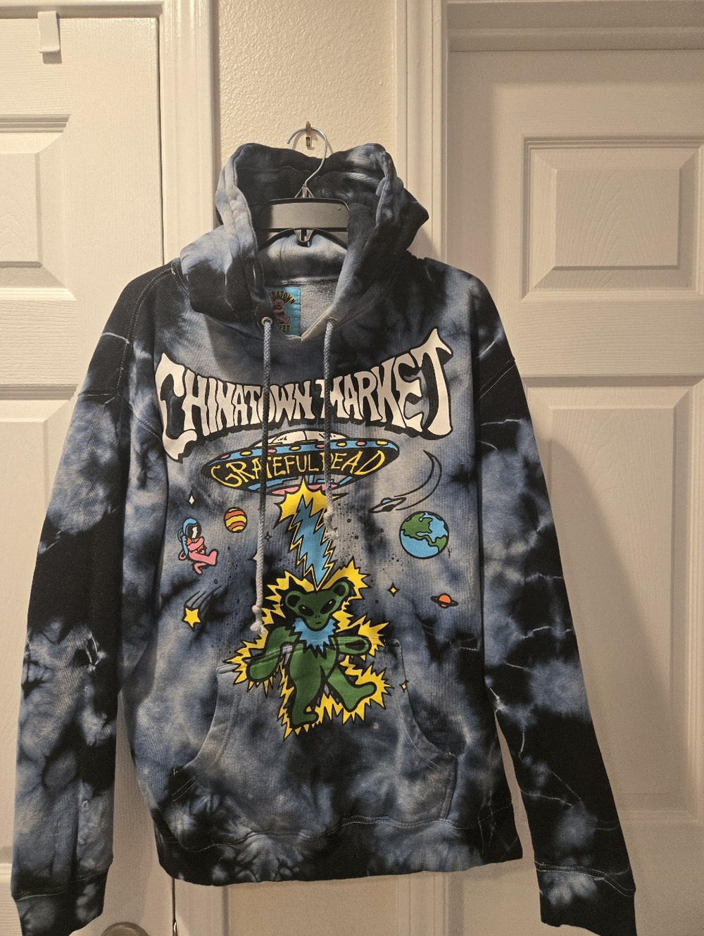 Chinatown Market x Grateful Dead Tie-Dye Graphic Hoodie - Black & Blue